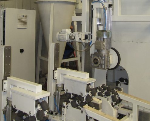 Bandschleifmaschine zum Bearbeiten von Mantelflächen an konischen und abgesetzten zylindrischen Rohren (Lichtmasten) (RSM-A 250) Rohrbearbeitung